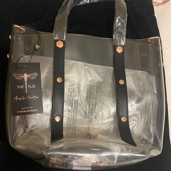 The Flie - The Tailgate - Picture 6 of 10